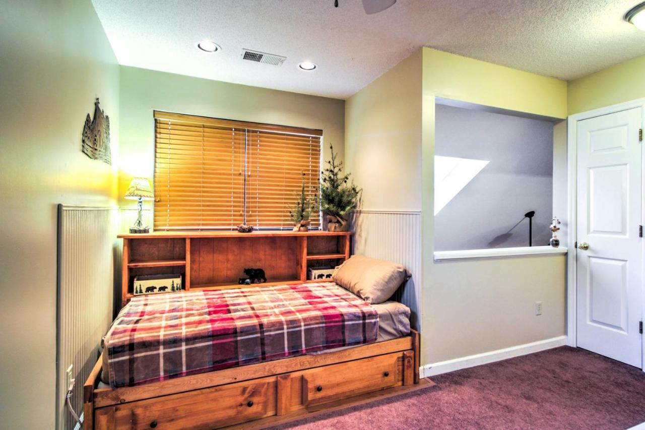 Tree Top Dream Cabin With Hot Tub In Gatlinburg! Exterior foto